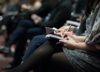 Экономический эффект международных конференций — катализатор роста для регионов и отраслей