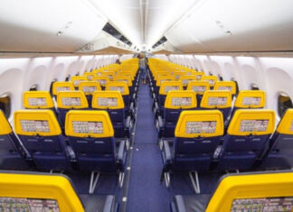 Платный выбор места в самолёте: стоит ли платить и как сэкономить?