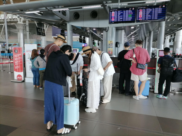 «Короткая» стыковка длиной 12 часов: что нужно знать о перелетах в Азию8